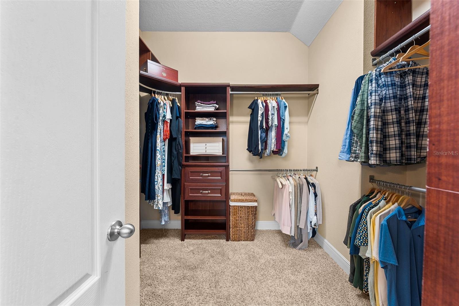 CHAMPIONS FOREST - Residential