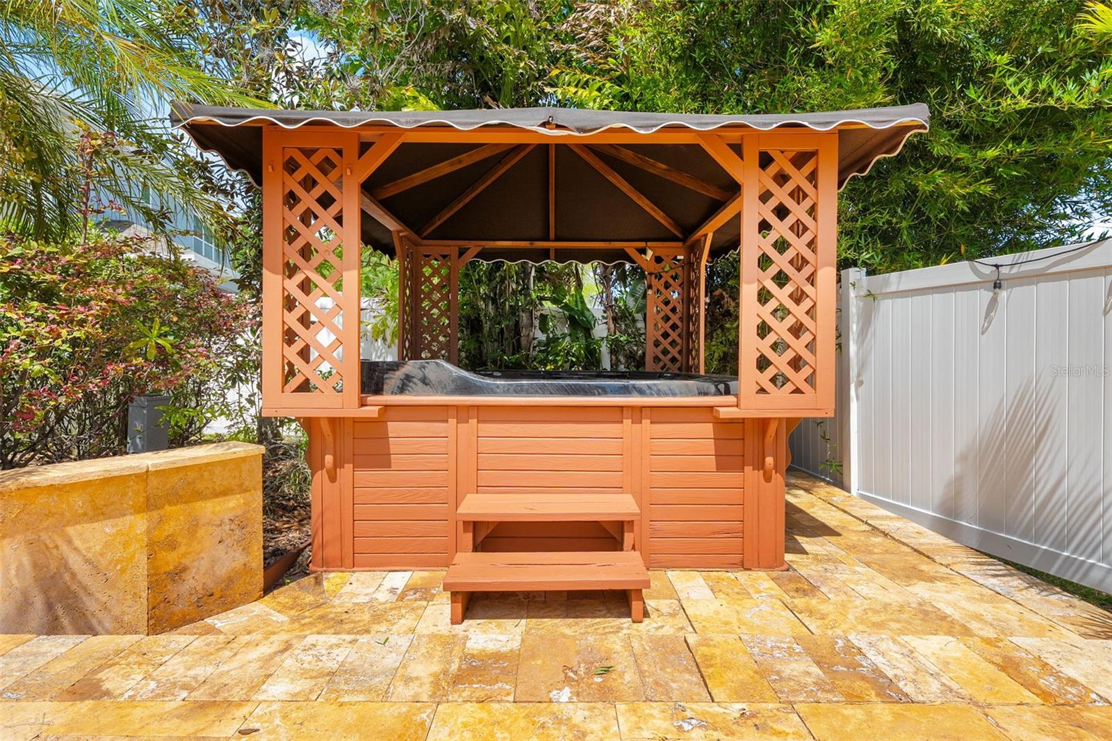 CHAMPIONS FOREST - Residential