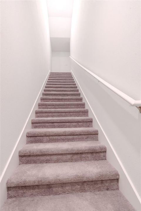 Tiny photo for 30101 Bretton Loop, Mount Dora, FL 32757 (MLS # O6351059)