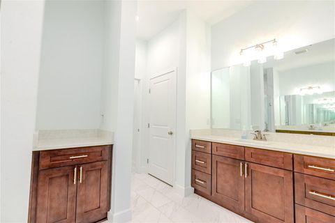 Tiny photo for 30101 Bretton Loop, Mount Dora, FL 32757 (MLS # O6351059)