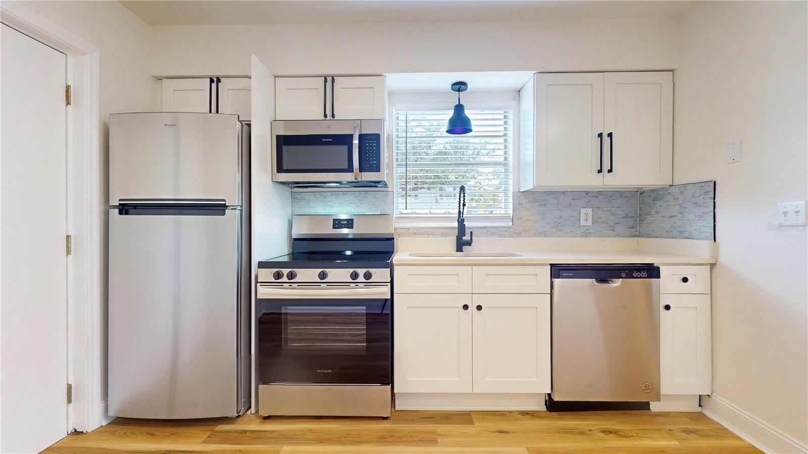 WEST PORT - Residential Income