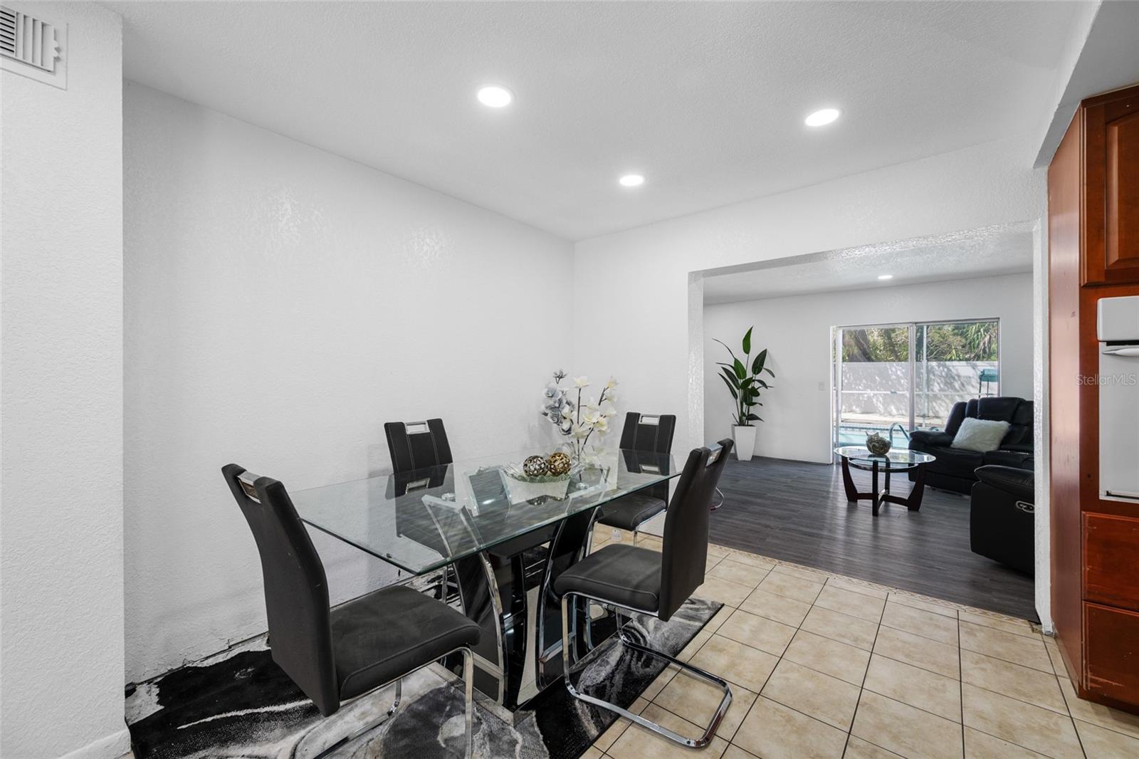 TOWNN COUNTRY PARK UN 12 - Residential