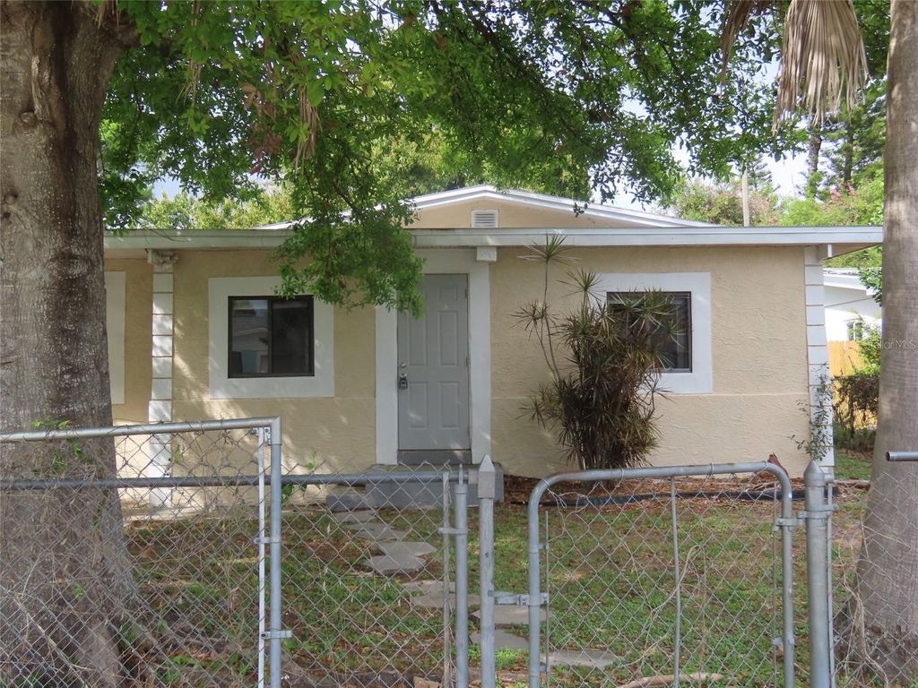 Photo of 5211 Jersey Avenue S, Gulfport, FL 33707 (MLS # TB8493999)