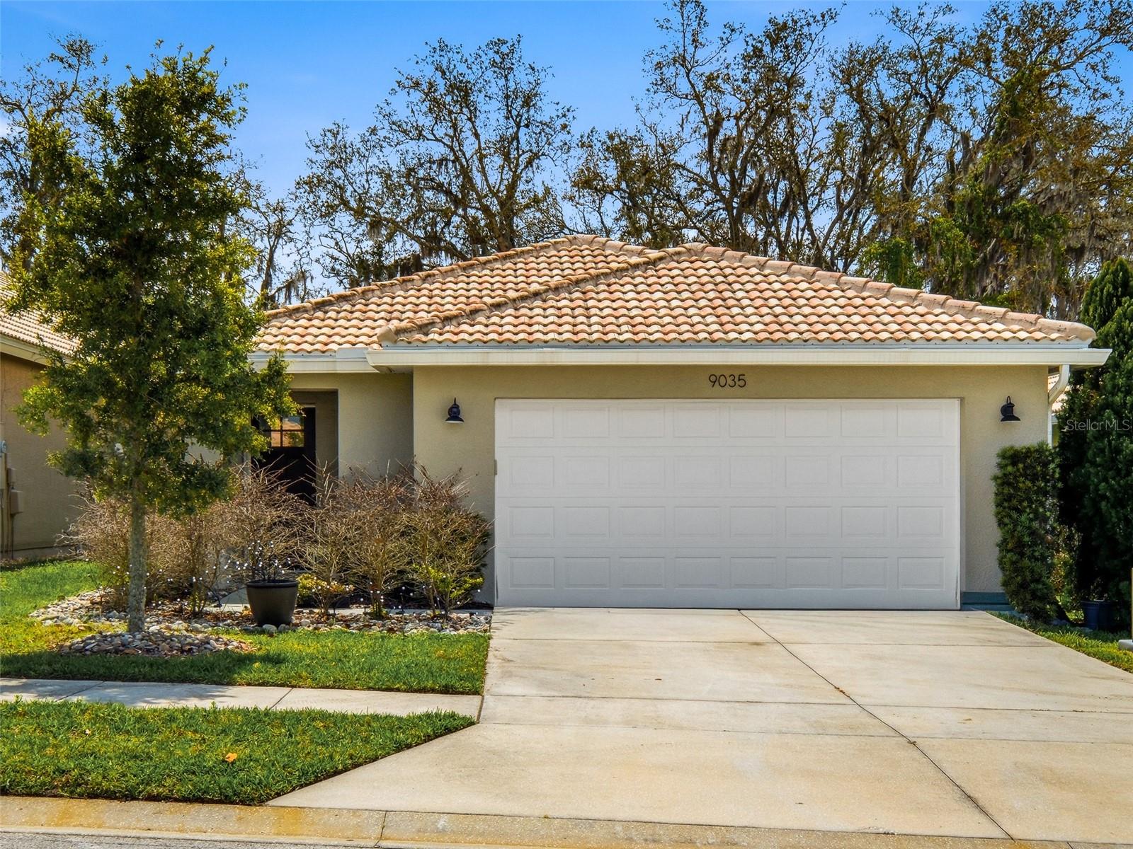 MT DORA COUNTRY CLUB MT DORA PH 02-9 - Residential