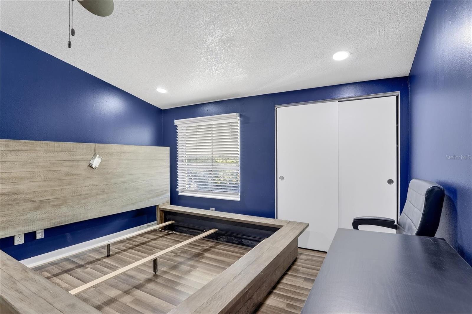 TAMPA VILLAS SOUTH UNIT 1 - Residential Lease