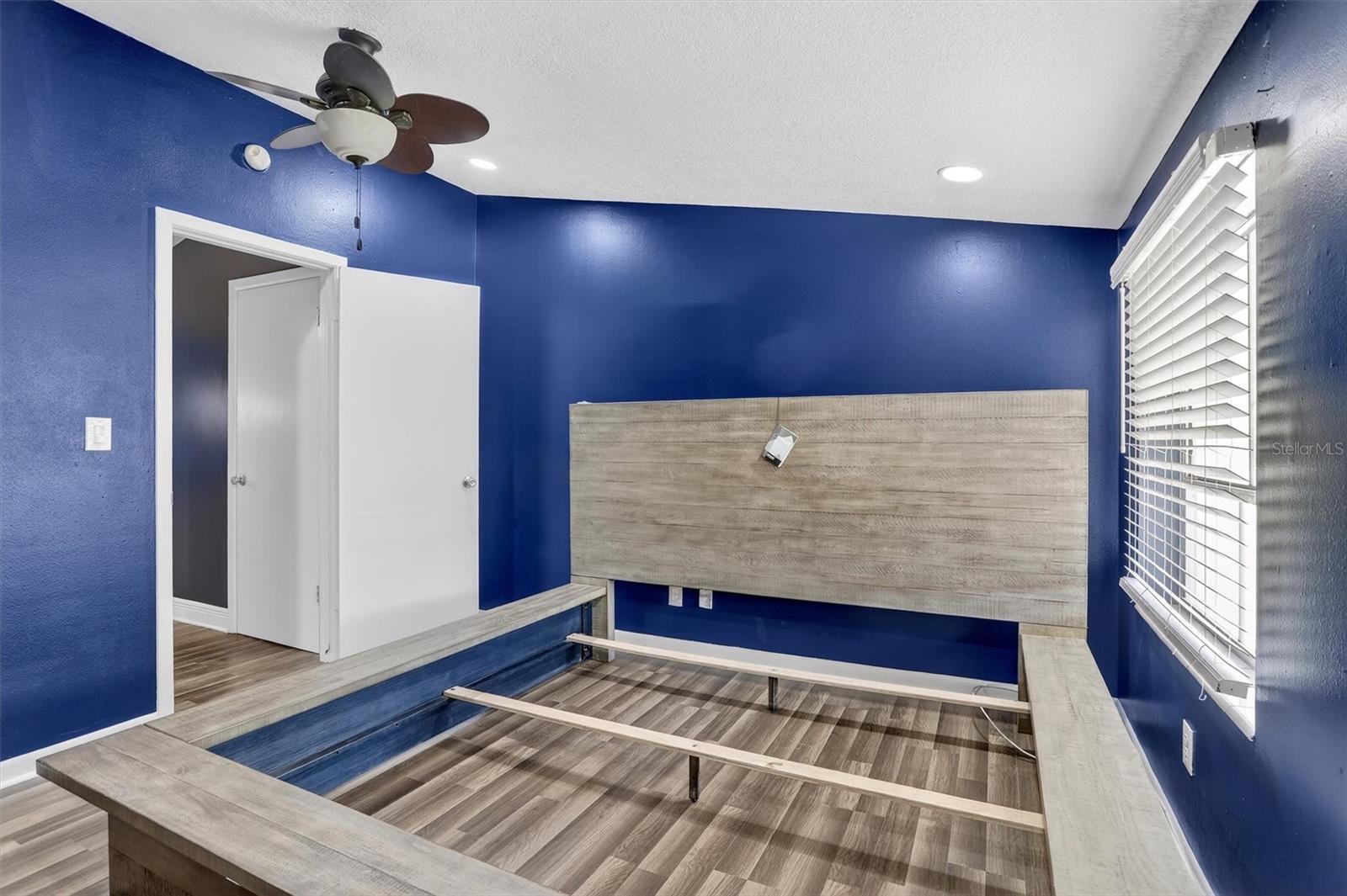 TAMPA VILLAS SOUTH UNIT 1 - Residential Lease