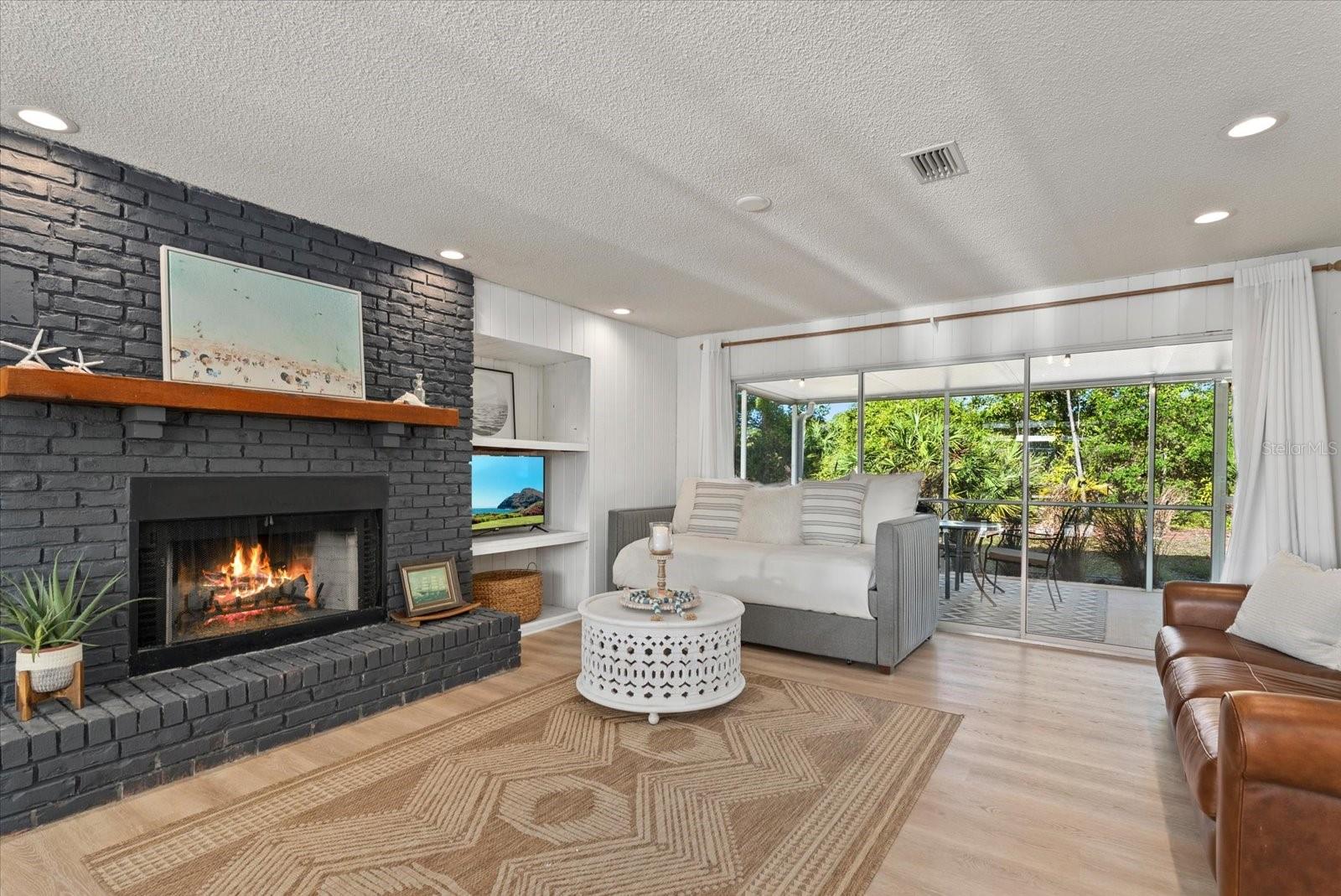 FLORIDA TROPICAL HOMESITES & LITTLE FARMS - Residential