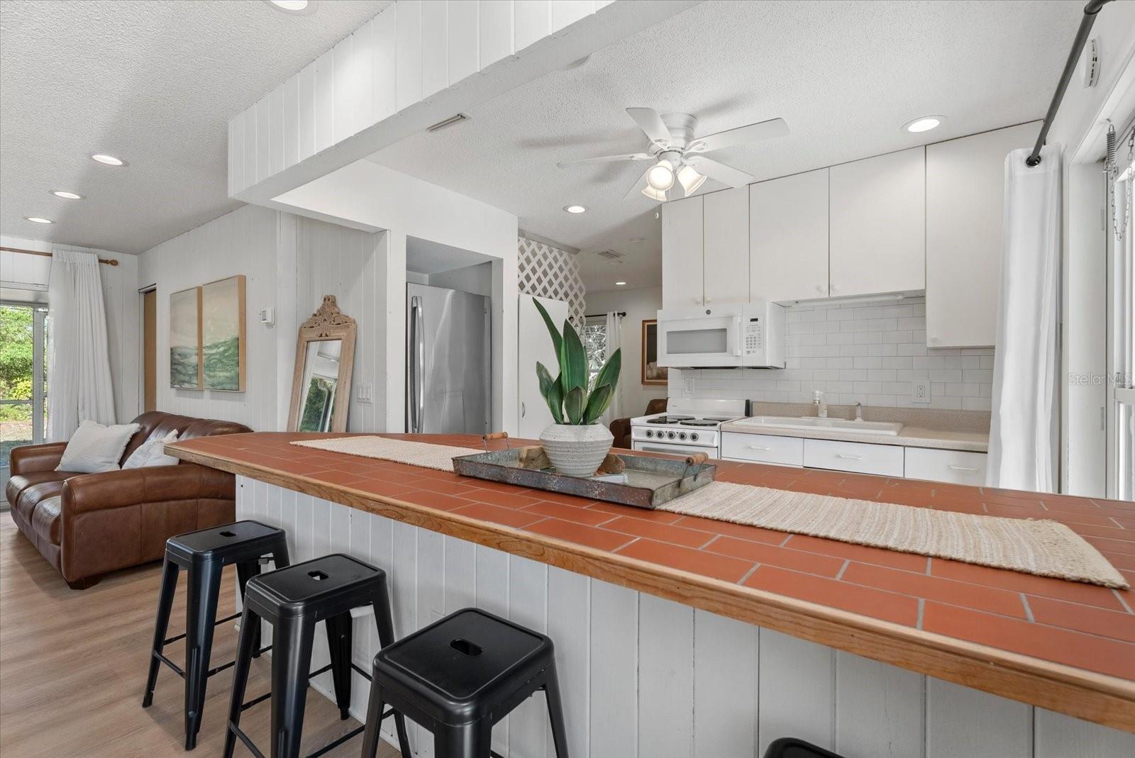 FLORIDA TROPICAL HOMESITES & LITTLE FARMS - Residential