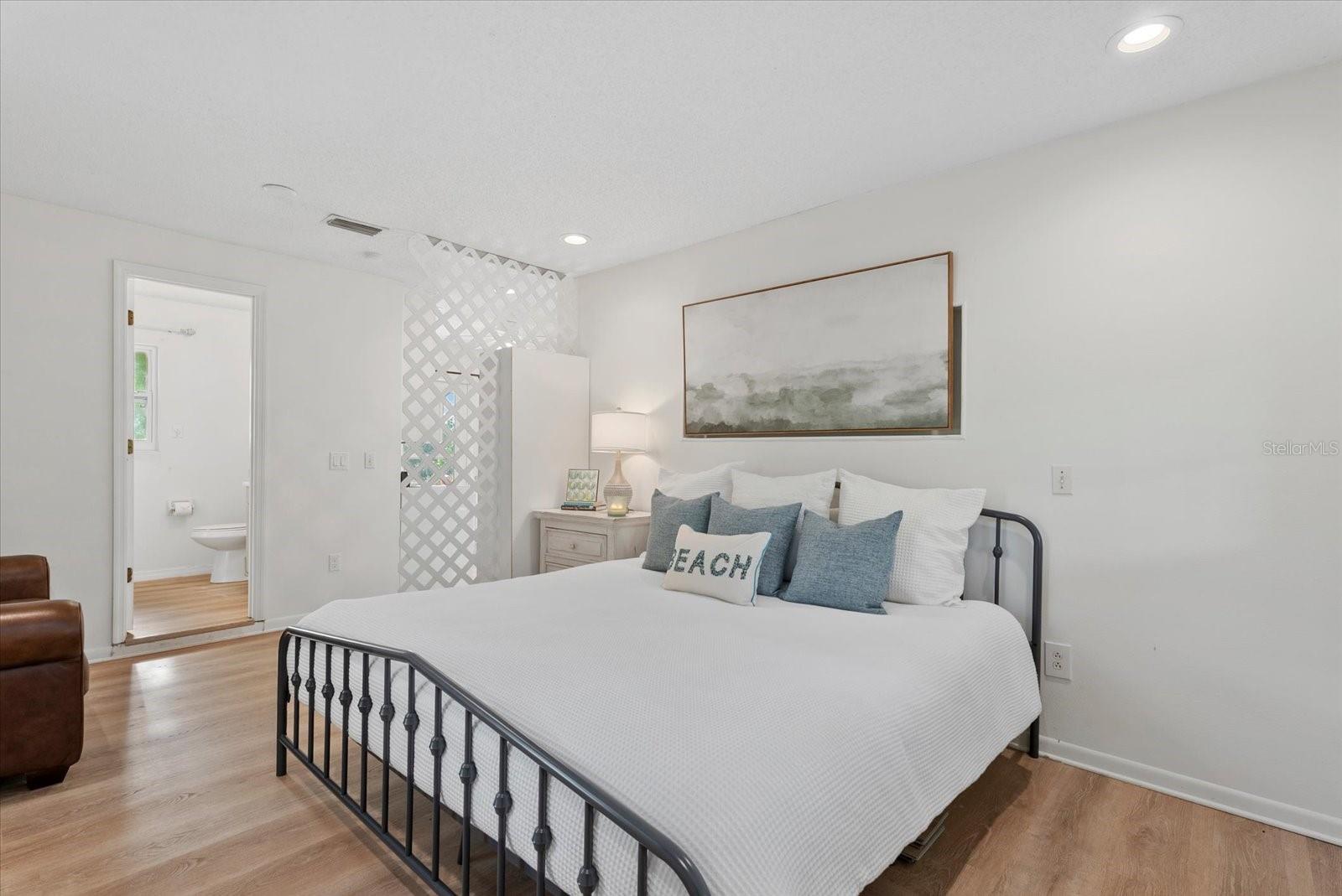 FLORIDA TROPICAL HOMESITES & LITTLE FARMS - Residential