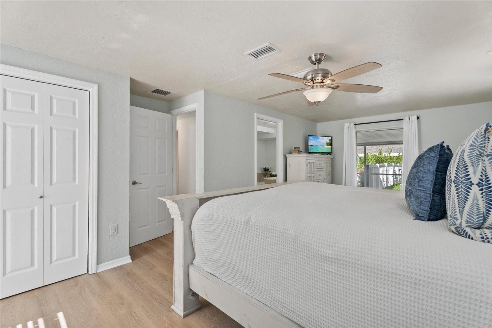 FLORIDA TROPICAL HOMESITES & LITTLE FARMS - Residential