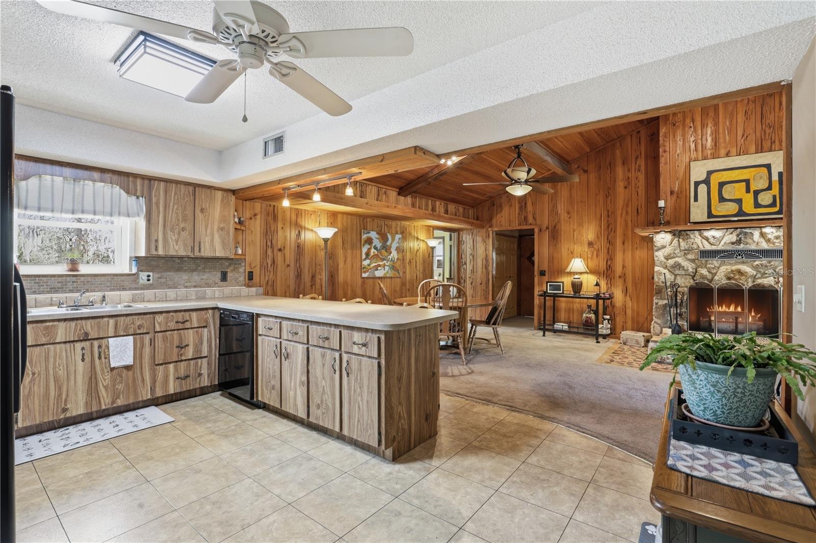 SPRING RIDGE - Residential