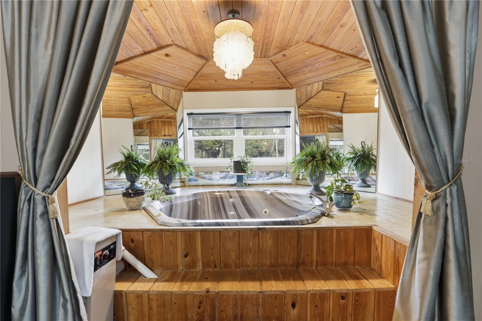 SPRING RIDGE - Residential