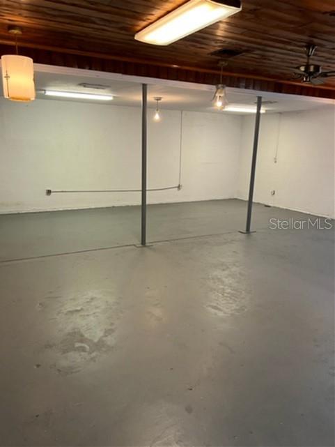 PARK PLACE OF EAST TAMPA - Commercial Lease