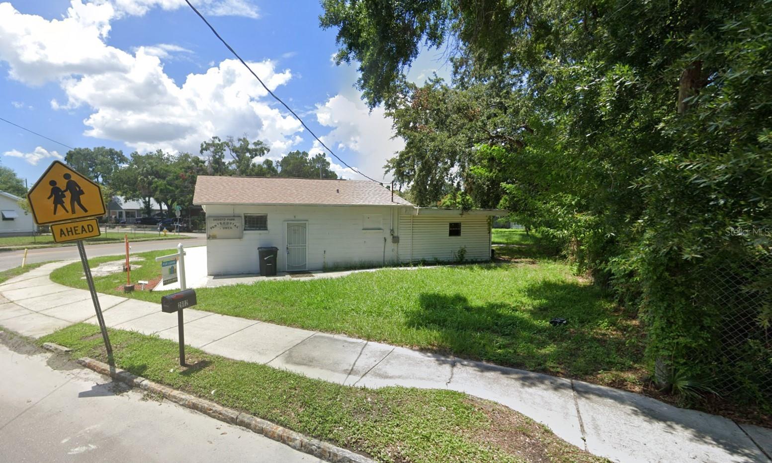 PARK PLACE OF EAST TAMPA - Commercial Lease