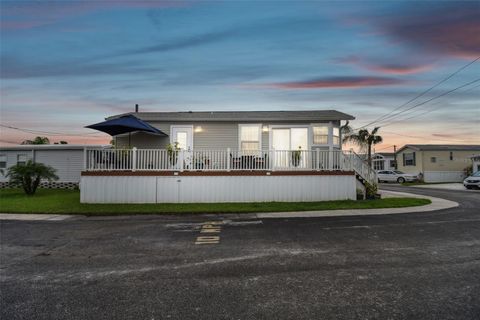 A home in PALM HARBOR