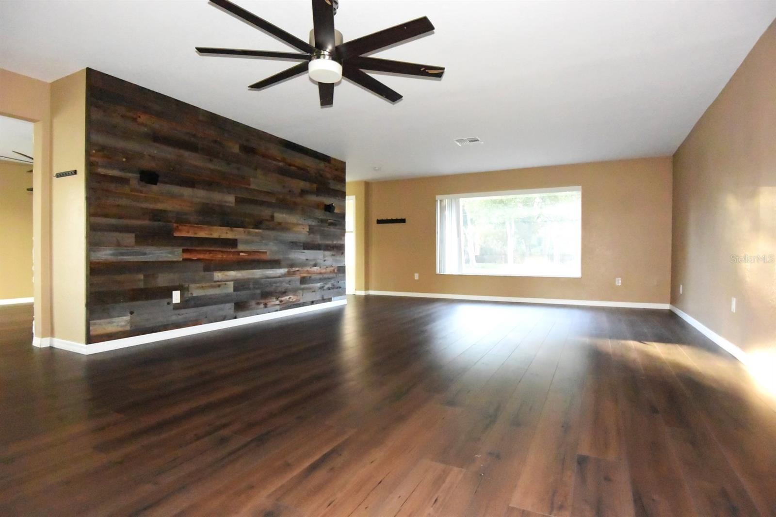 OAK RIDGE - Residential