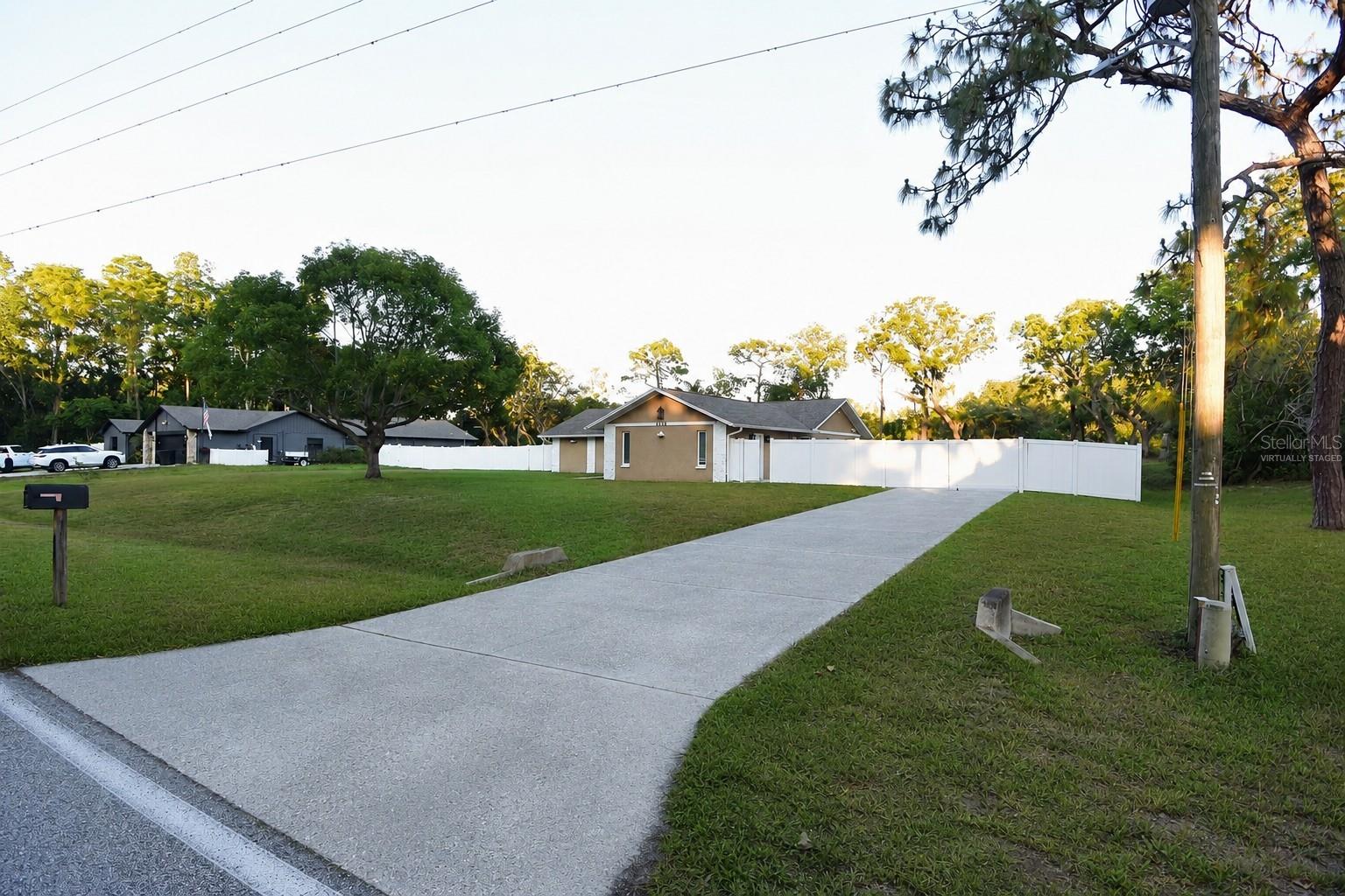 OAK RIDGE - Residential