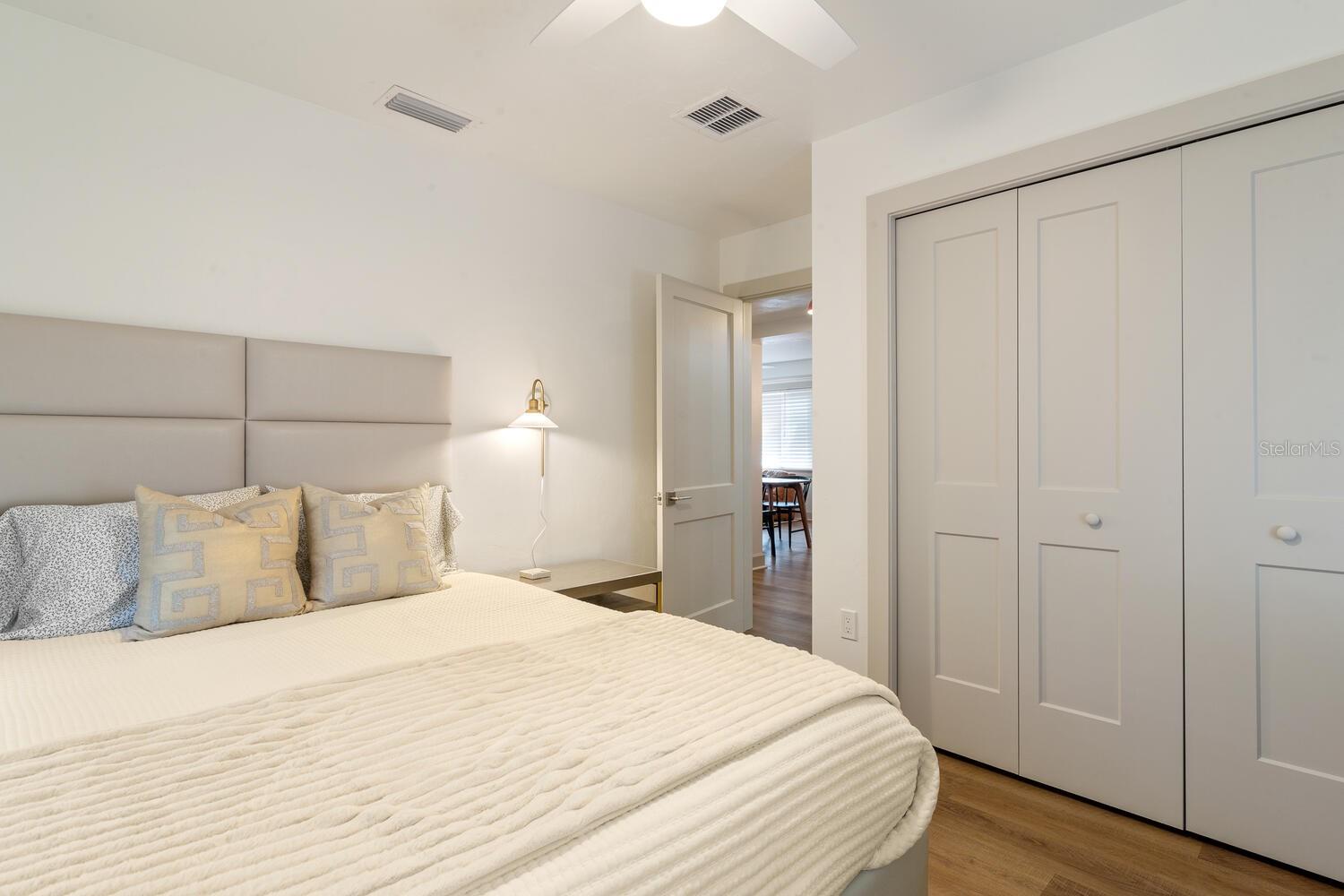 PALM TERRACE SHANNON & HOWARD REPL - Residential Lease