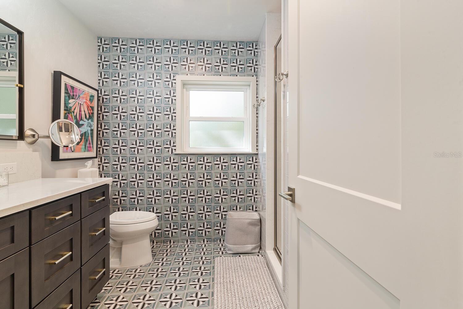 PALM TERRACE SHANNON & HOWARD REPL - Residential Lease