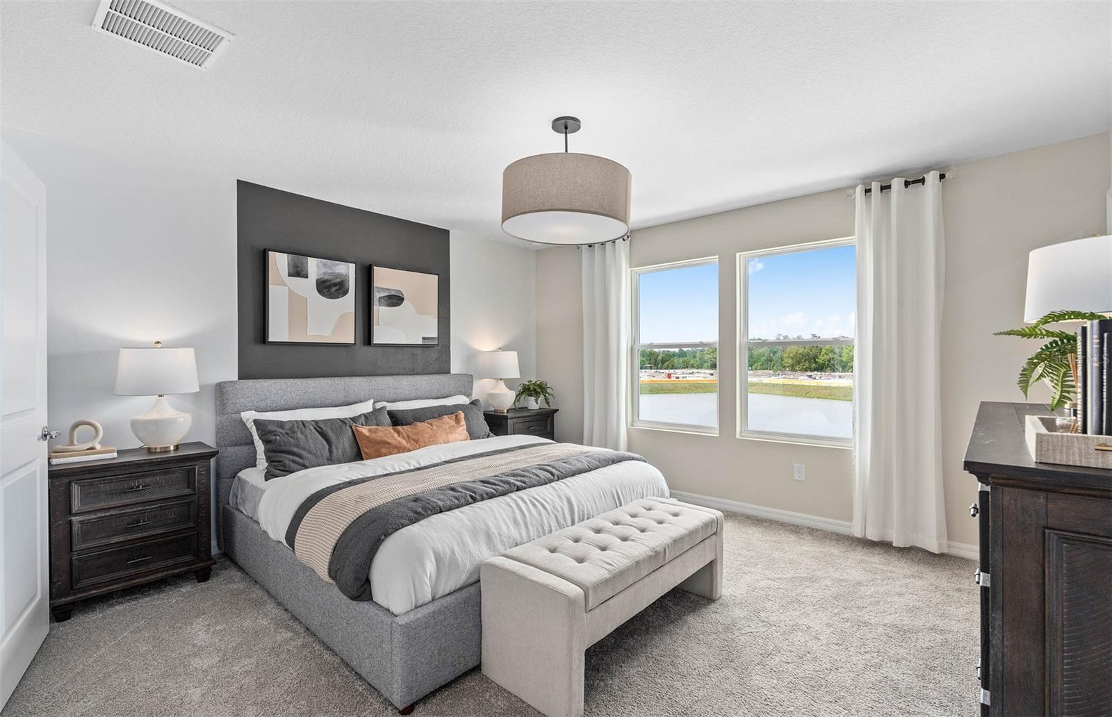 OVIEDO SQUARE - Residential