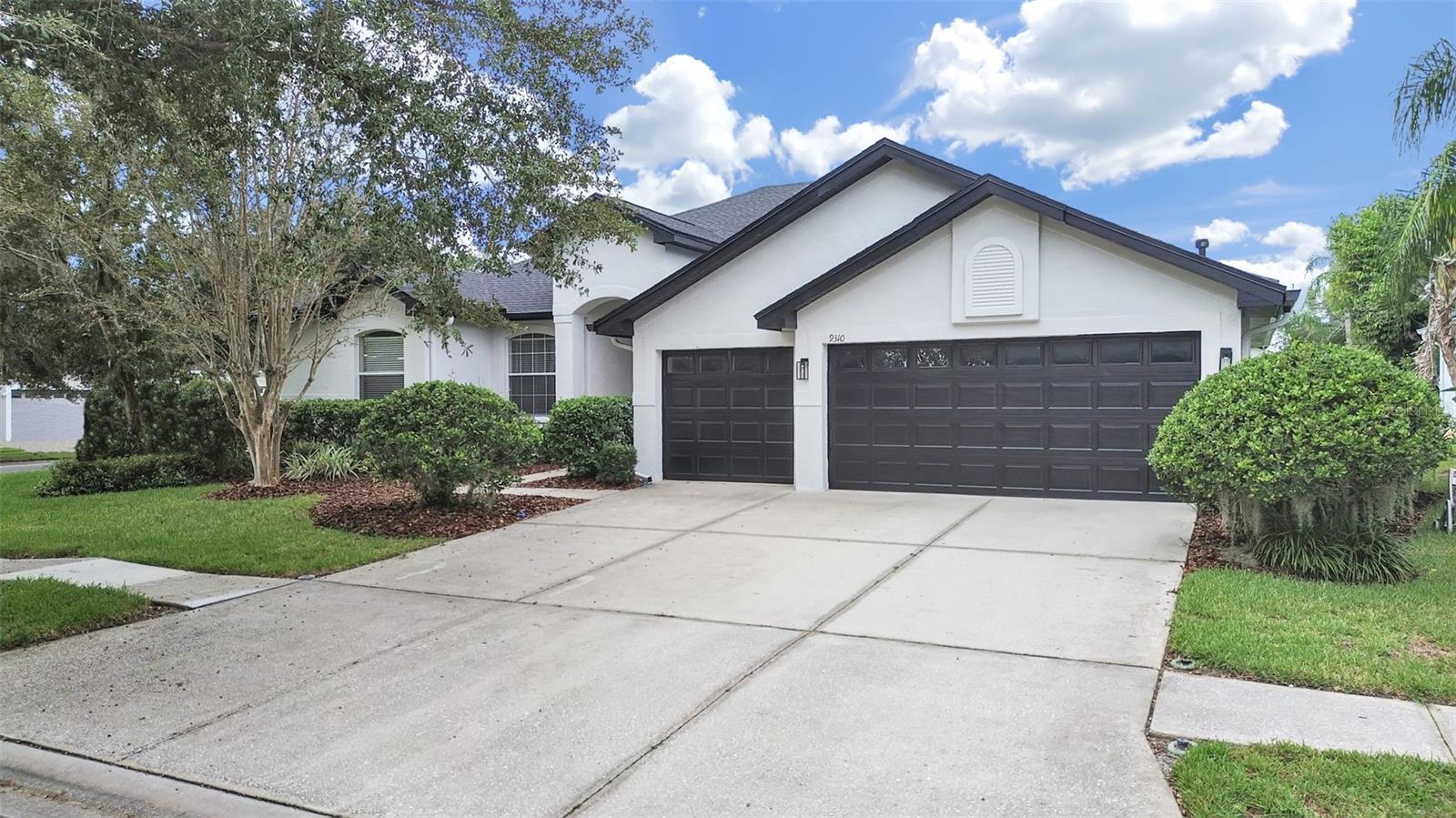 9310 MANGROVE COURT