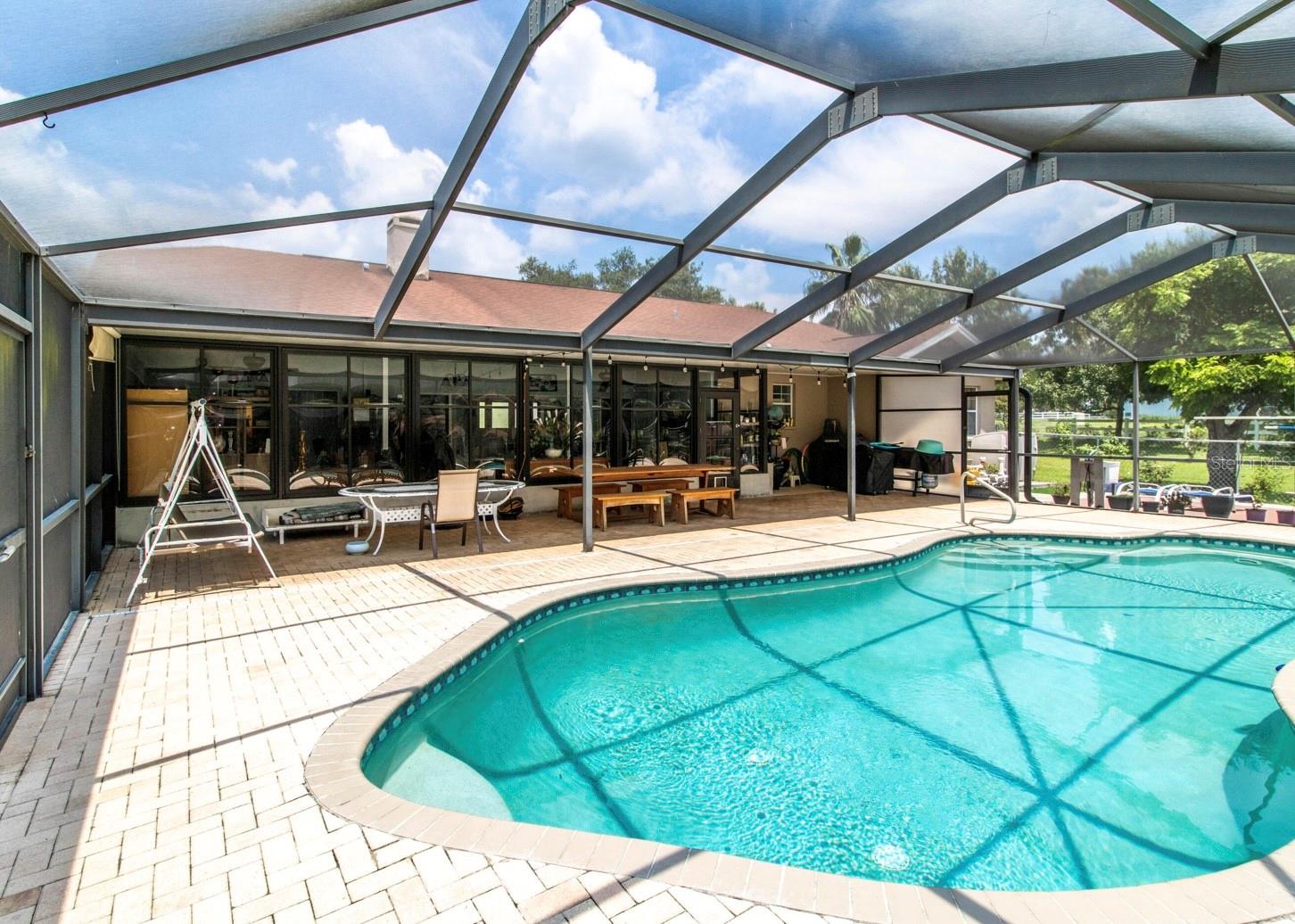 GARMISCH HILLS - Residential