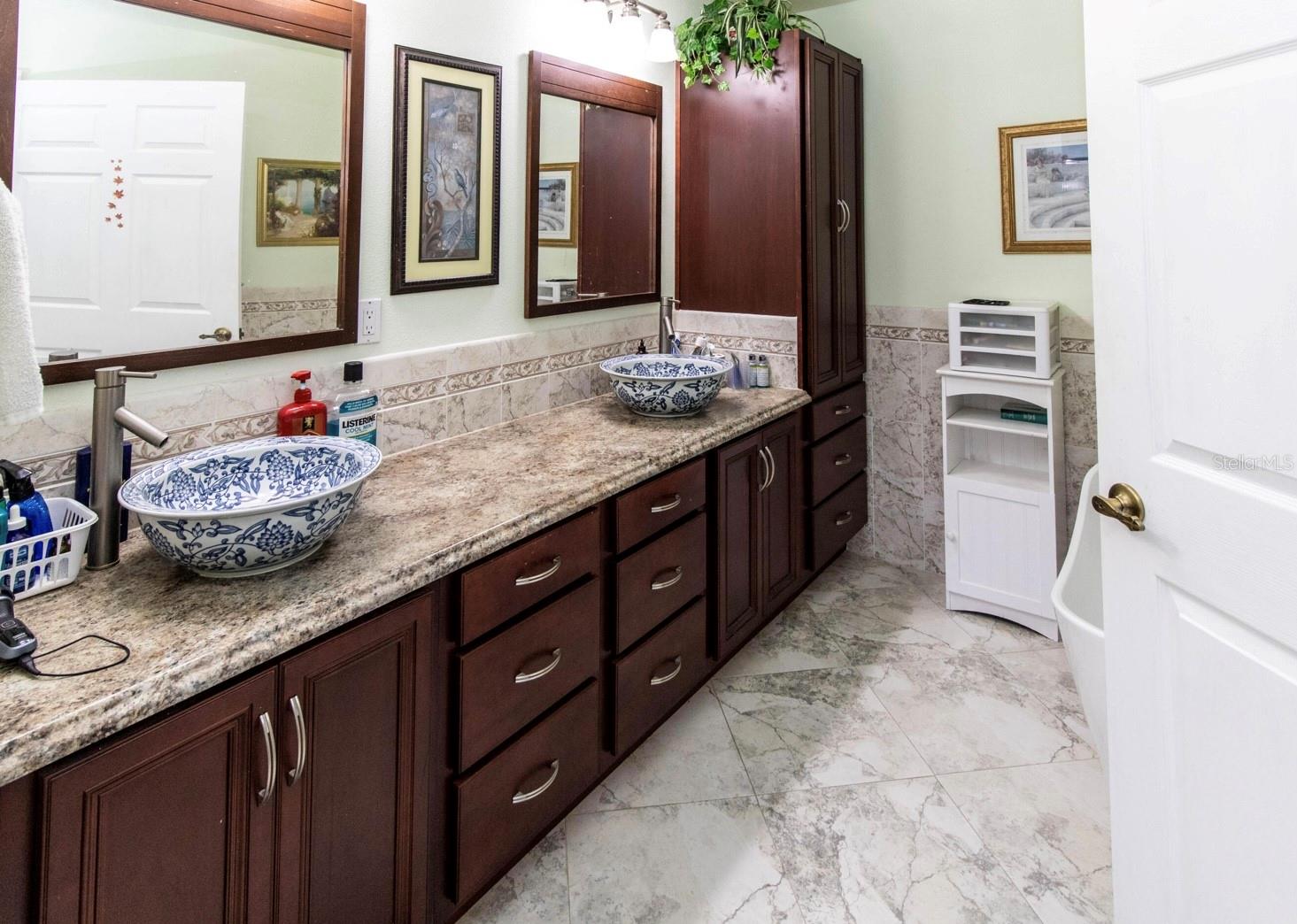 GARMISCH HILLS - Residential