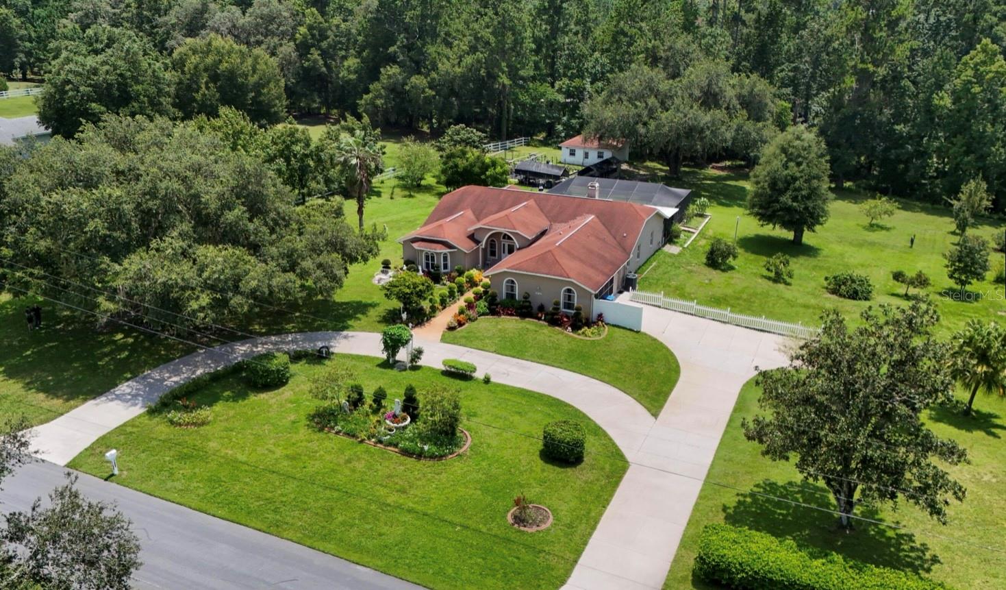 GARMISCH HILLS - Residential