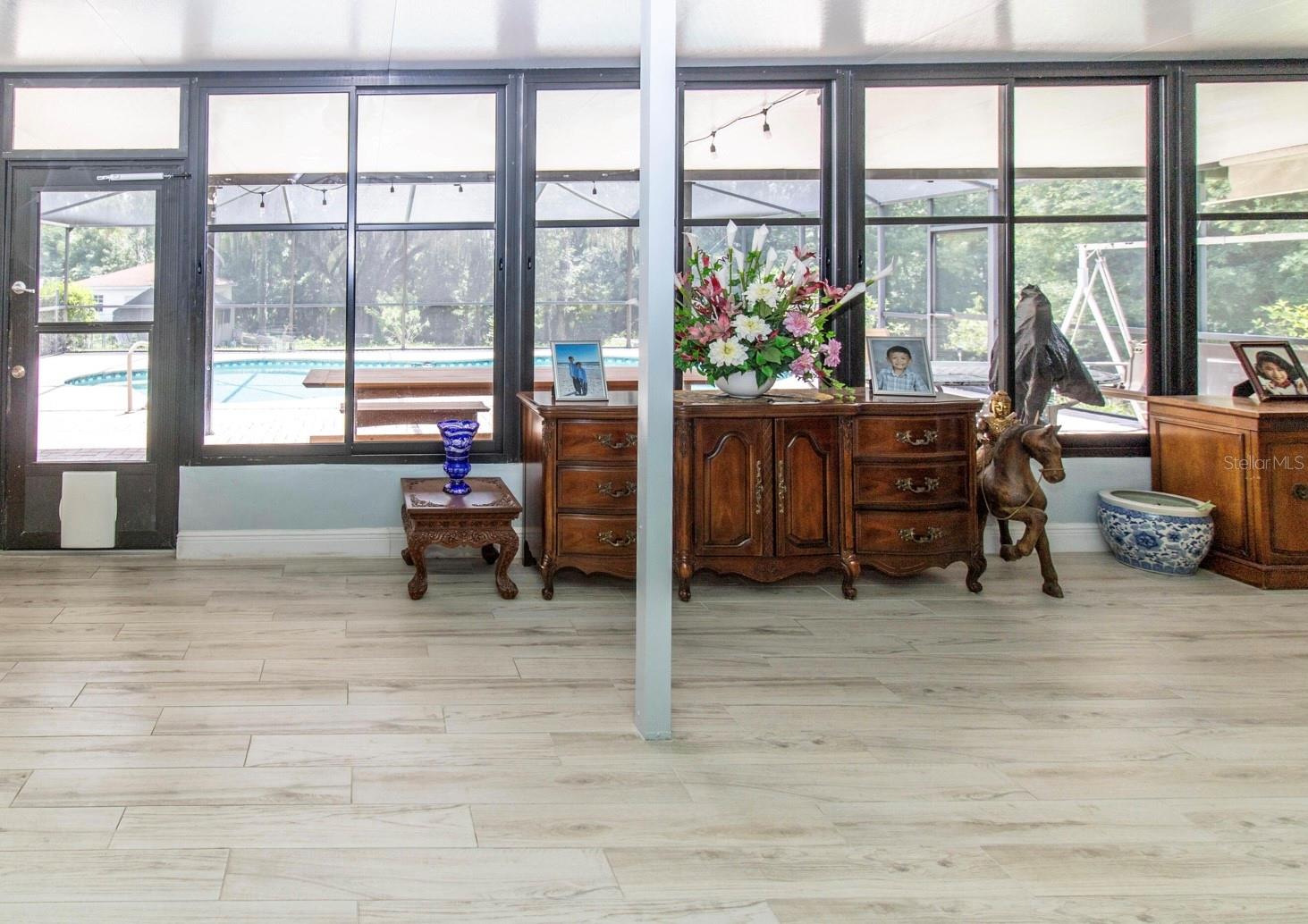 GARMISCH HILLS - Residential