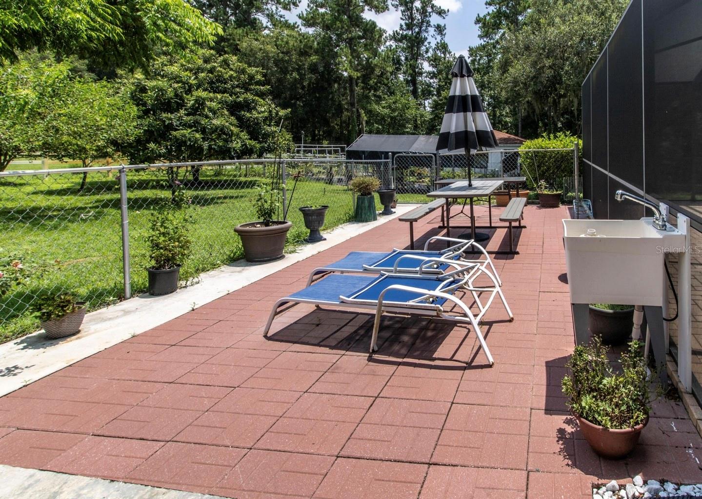 GARMISCH HILLS - Residential