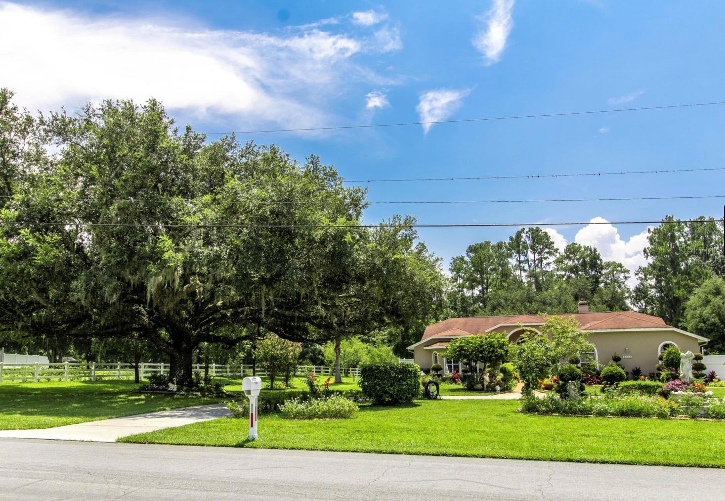 GARMISCH HILLS - Residential