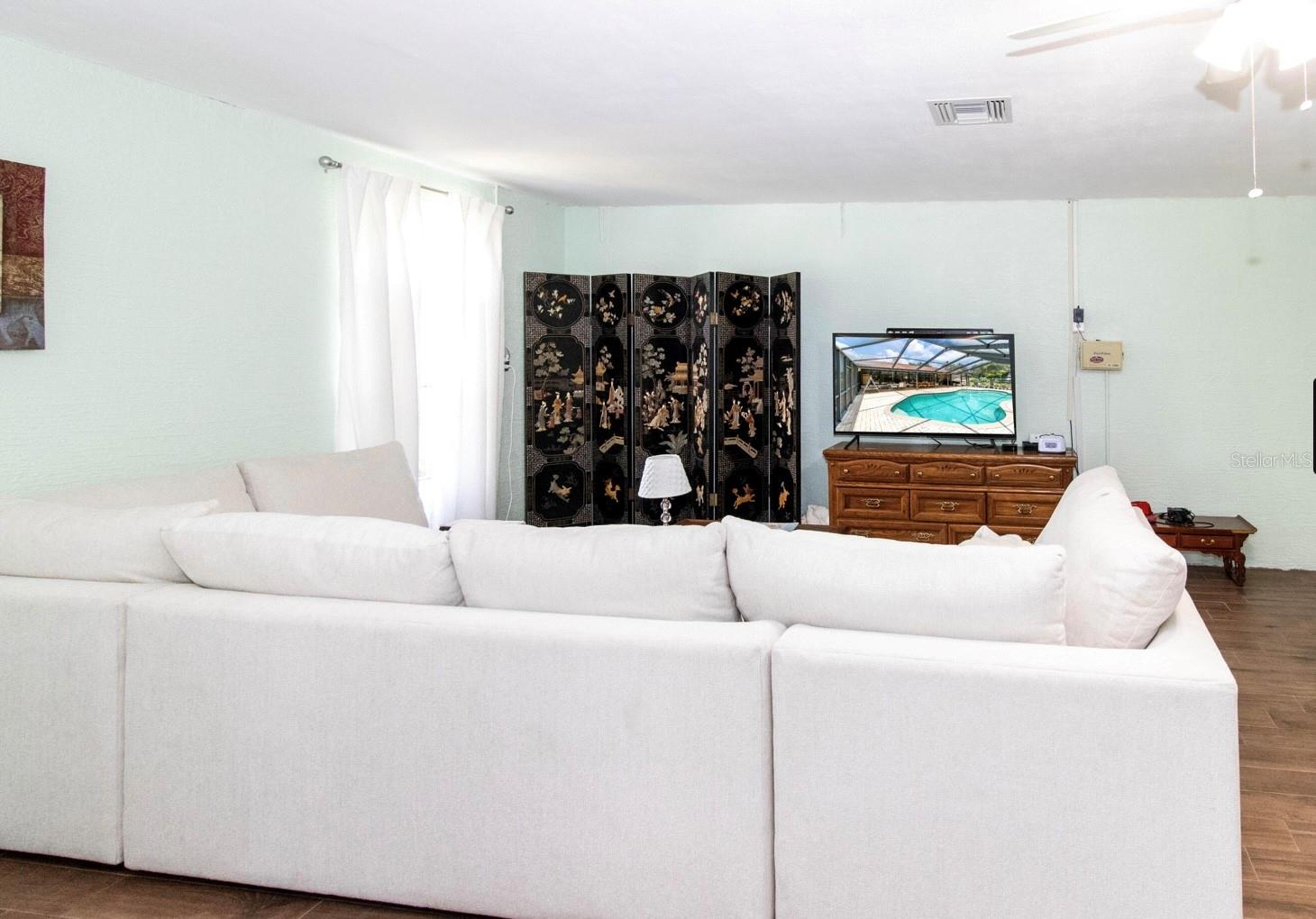 GARMISCH HILLS - Residential