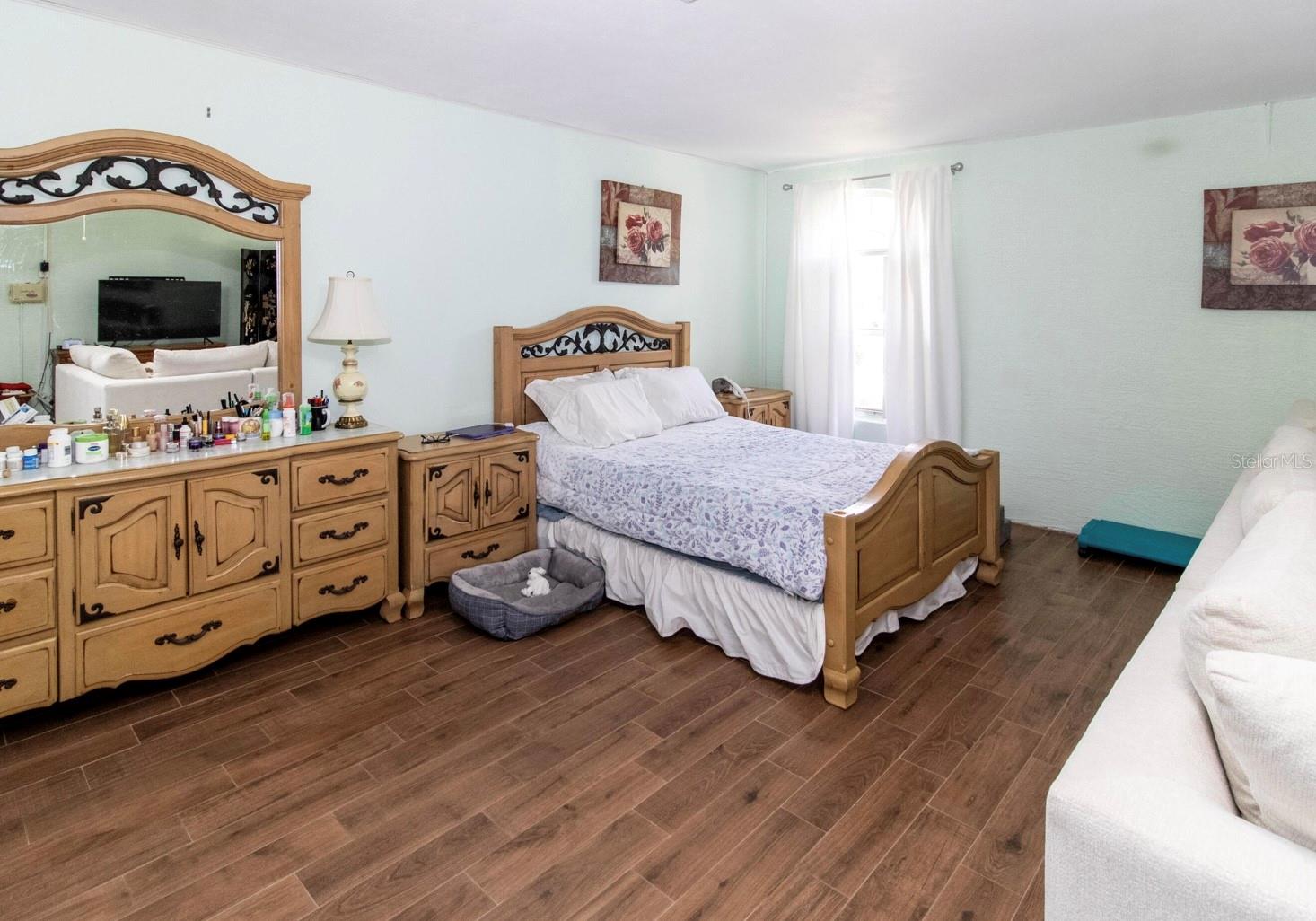 GARMISCH HILLS - Residential