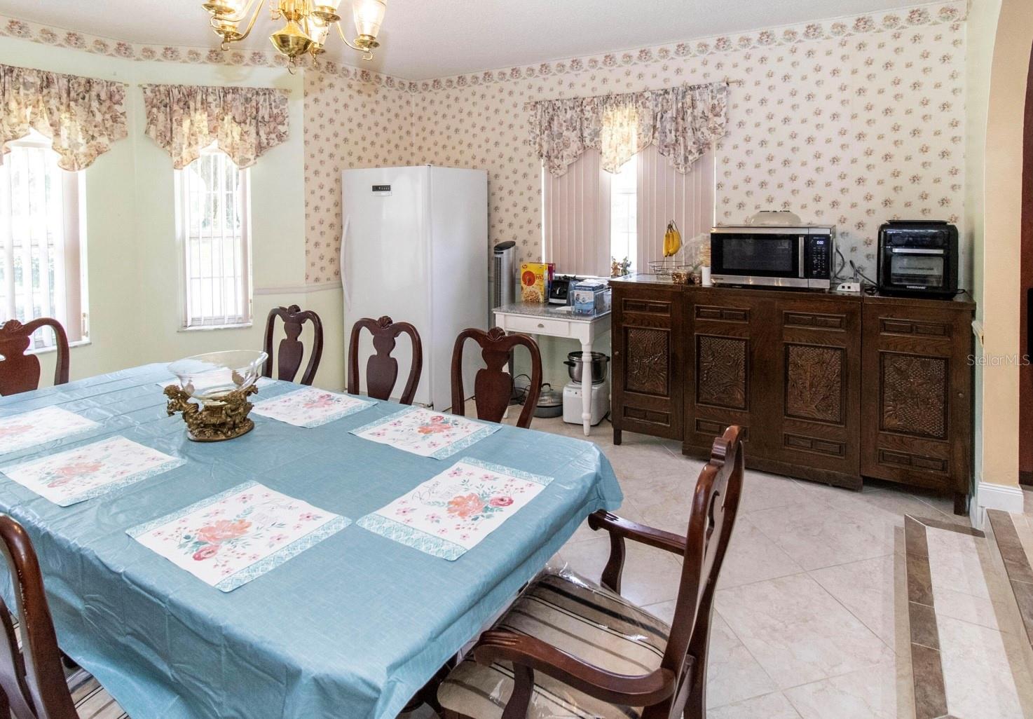 GARMISCH HILLS - Residential