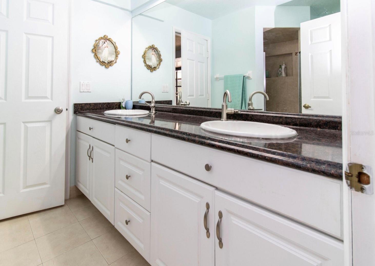 GARMISCH HILLS - Residential