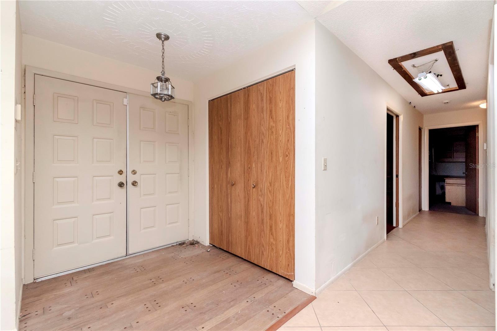 5101 ESTATES CIRCLE