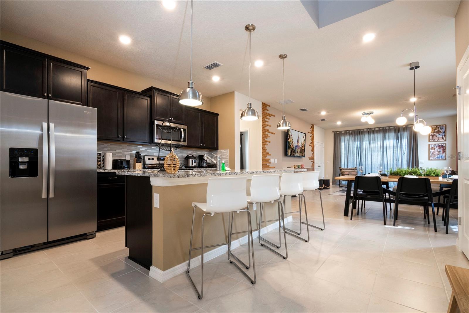 3325 LILAC WAY