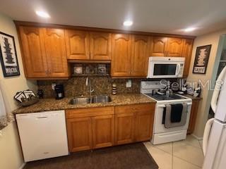 2060 MARILYN STREET 133