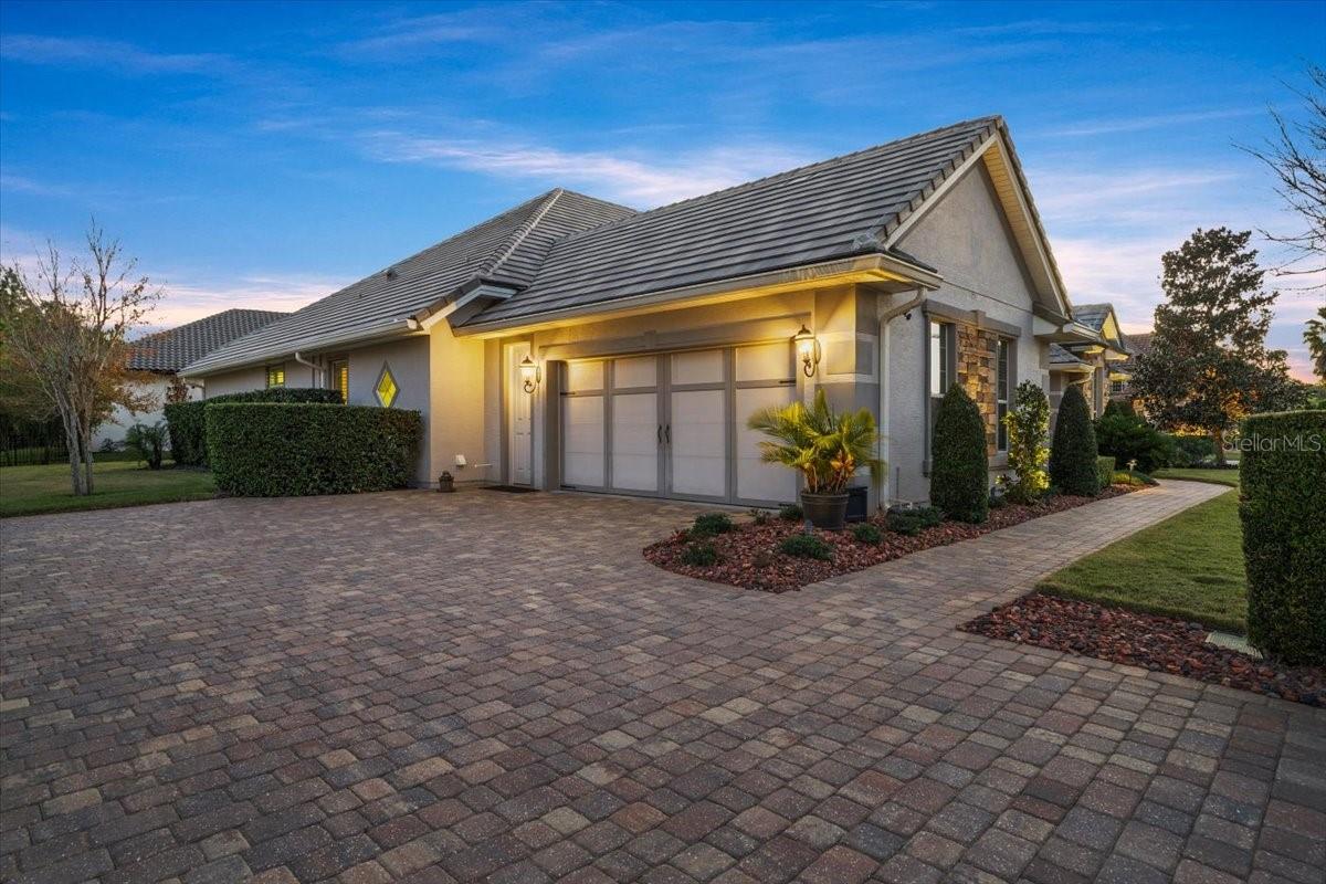 702 WOODBRIDGE COURT
