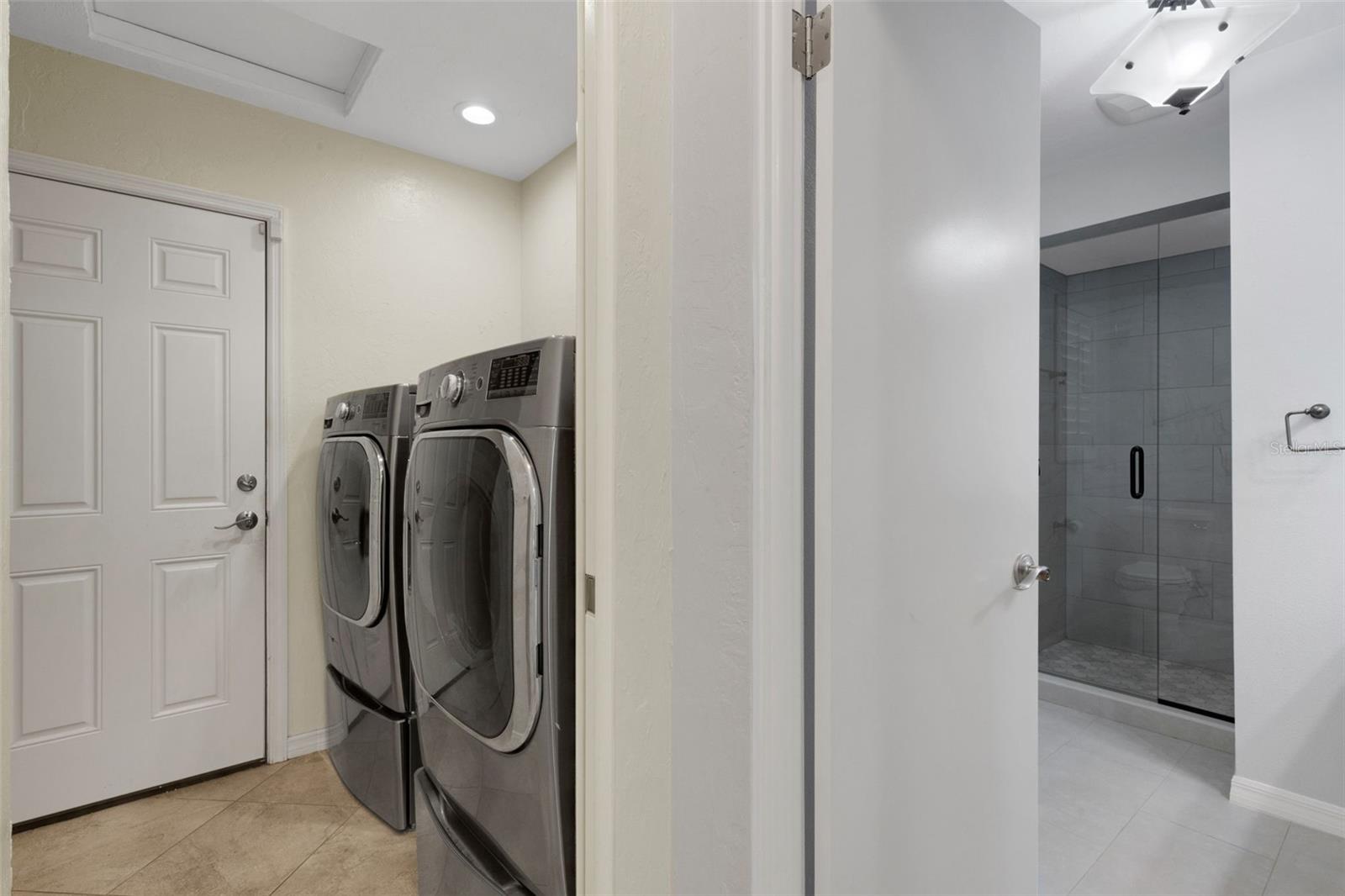 PALM AIRE - Residential