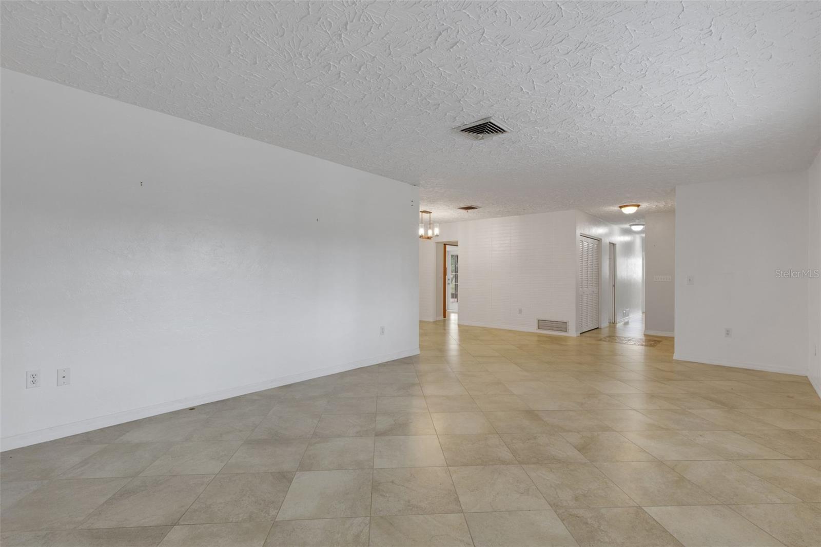 PALM AIRE - Residential