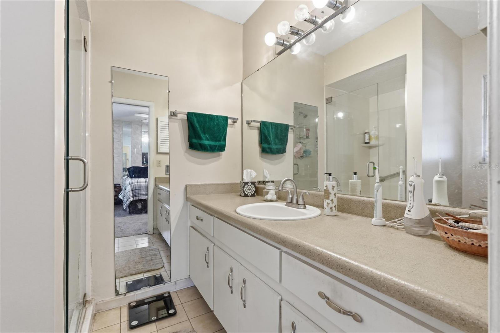 BRENTWOOD SUB - Residential