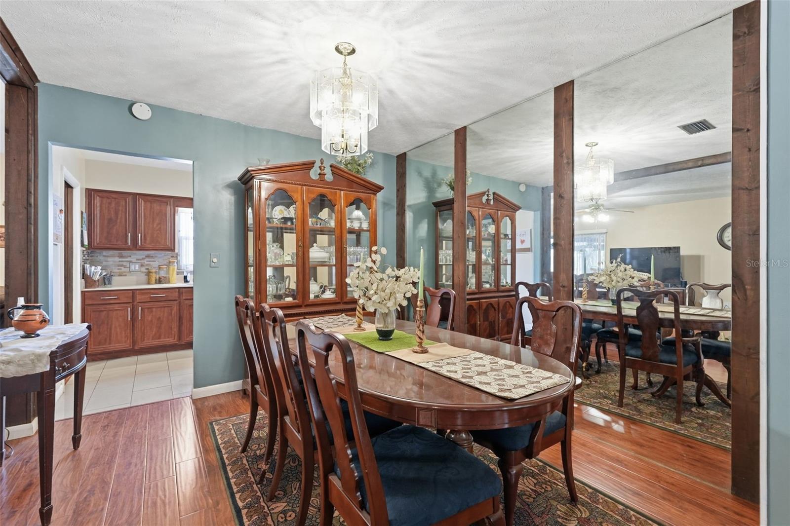 BRENTWOOD SUB - Residential