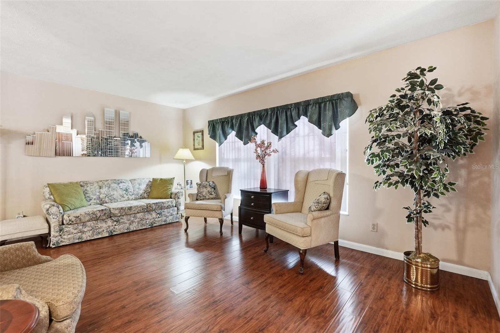 BRENTWOOD SUB - Residential