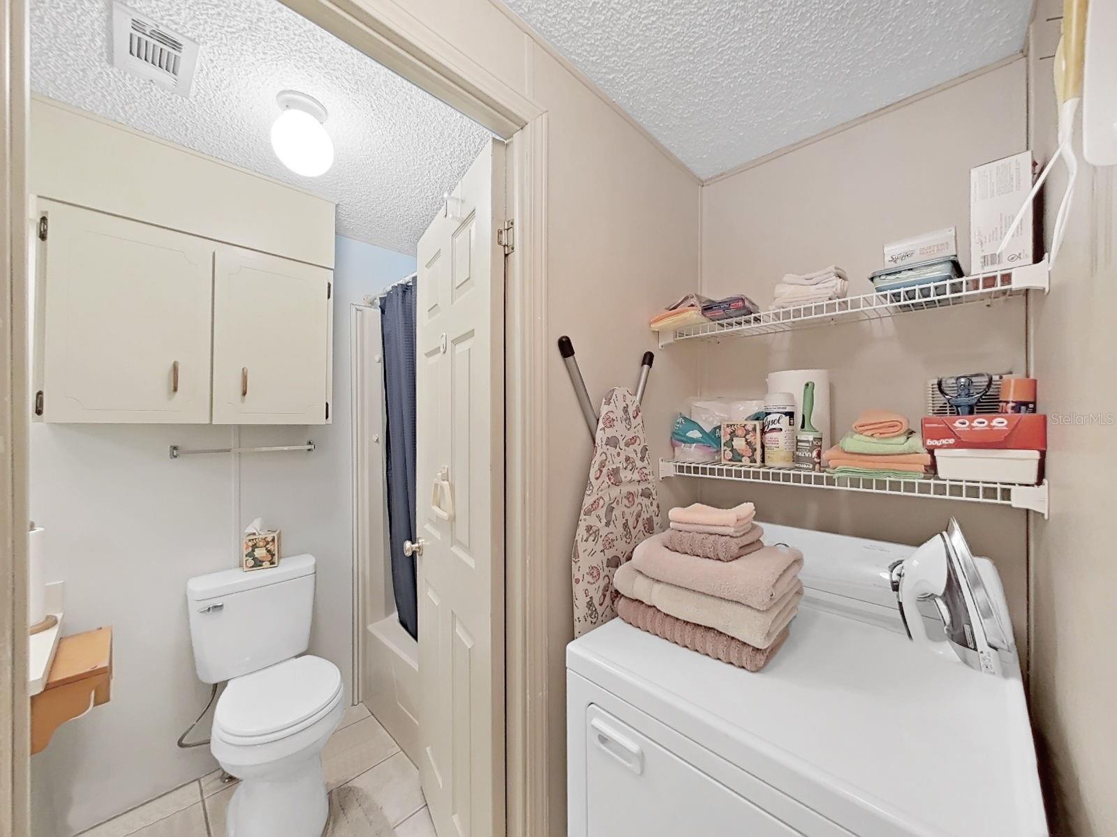 FOXWOOD LAKE ESTATES - Residential