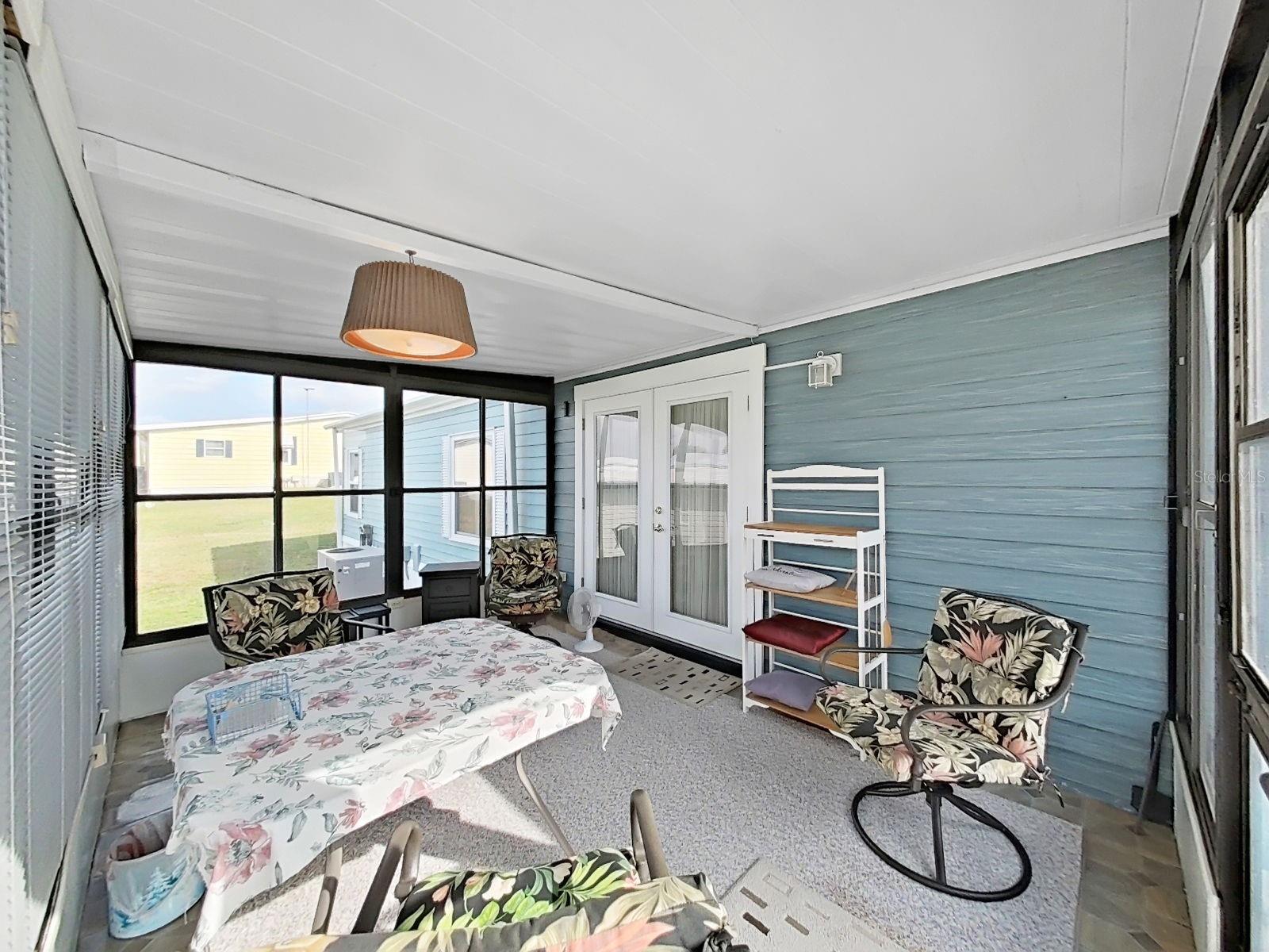 FOXWOOD LAKE ESTATES - Residential