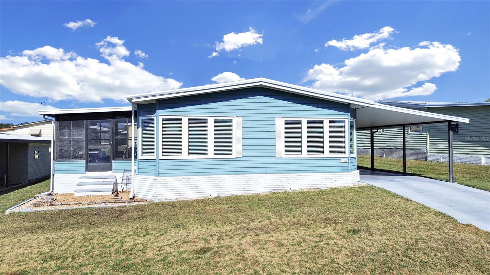 FOXWOOD LAKE ESTATES - Residential