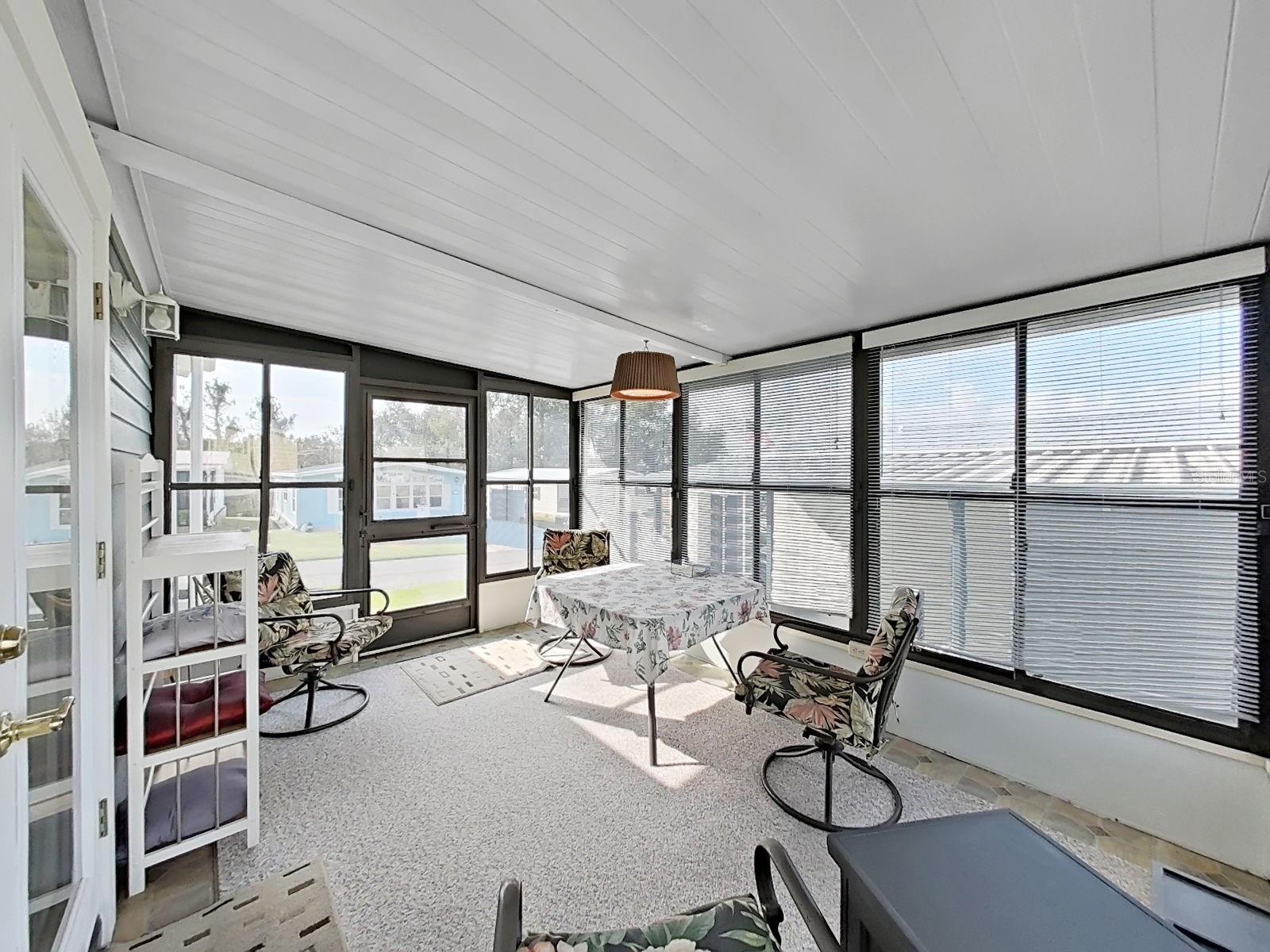 FOXWOOD LAKE ESTATES - Residential