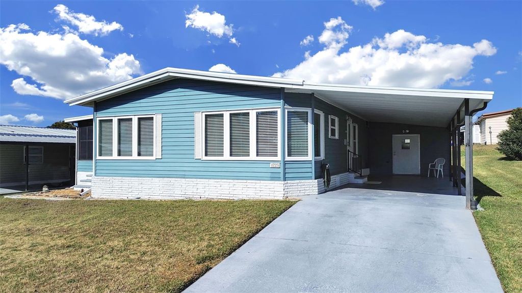 Photo of 1723 Sherwood Hill Dr, Lakeland, FL 33810 (MLS # P4937533)