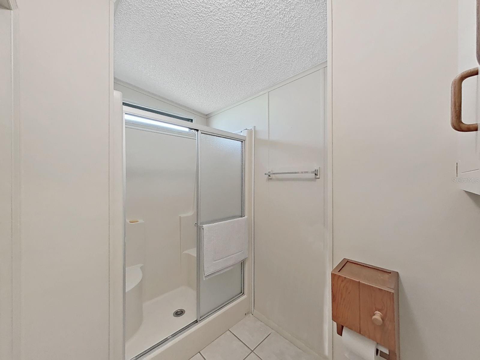 FOXWOOD LAKE ESTATES - Residential